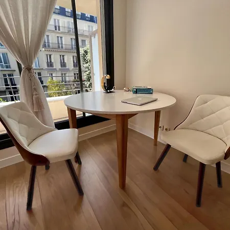 Cosy Studio Near The Eiffel Tower